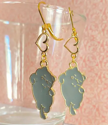 Handmade Kawaii gray cat heart dangle earrings✨