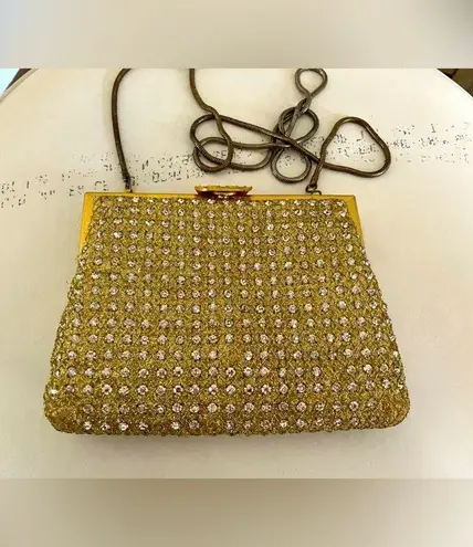 La Regale VTG Gold Color Rhinestone Handbag Clutch or Shoulder Bag WITH CHAIN