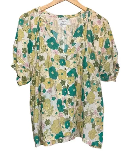 Birds of Paradise By Trovata Birds of Paradis V-neck Balloon Short Sleeve Floral Button Front Blou