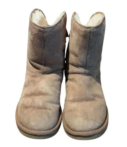 UGG Australia Bailey Button Triplet Suede Boots Women's US 6 Shearling Lined Brown