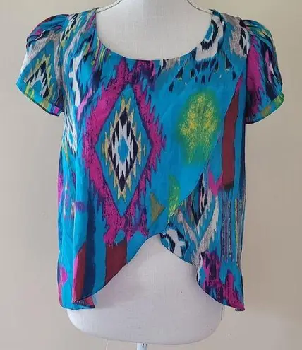 Love Riche  aztec cropped front size small