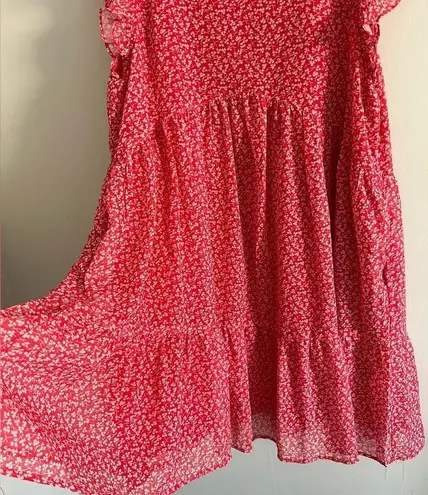 BOUTIQUE Hayden red ditsy floral babydoll dress with flutter sleeves Size L