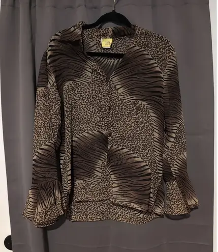 Studio Spa Sheer Animal Print Top, Women's Size 8, Vintage Begauze Brown Black
