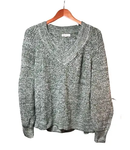 Women's Margeaux & Ellie Green V