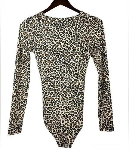 Bardot Women’s Long Sleeve Twist-Front Leopard Print Bodysuit Size Medium 8