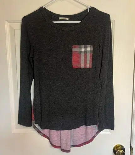 12 Pm By Mon Ami Gray and Red Plaid Detail Long Sleeve Tee Sz Small to Medium