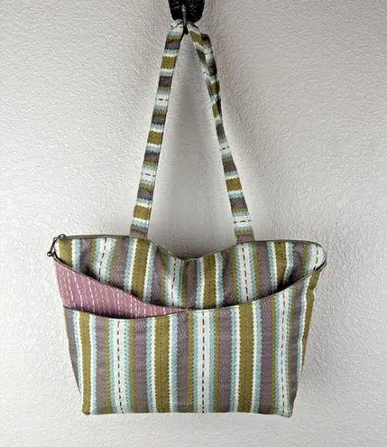 Maruca Womens Striped Tapestry Fabric Shoulder Tote Bag Purse Outside Pockets