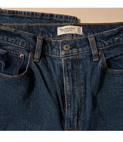 Abercrombie & Fitch NWOT High Rise 90s Relaxed Jean