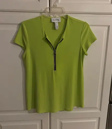 Joseph Ribkoff Lime Green Short Sleeve Zip Neck Top Women's Size 6