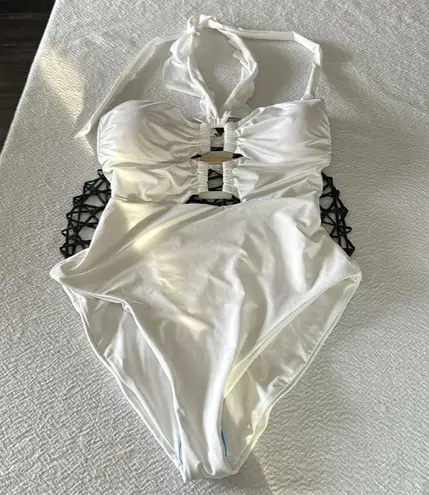 SOLUNA Maillot One Piece Swimsuit, Large, White, $148 White