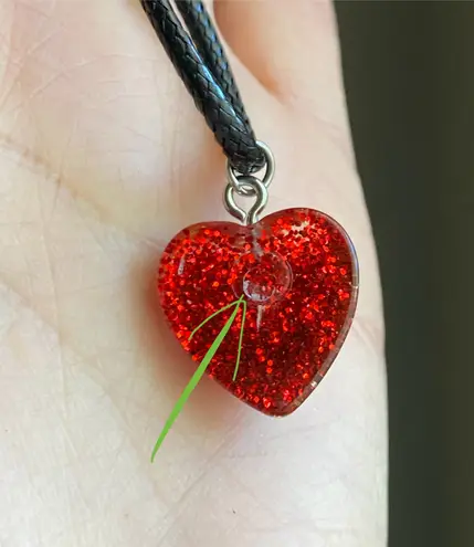 Handmade aesthetic vintage goth romance cute style red heart & cross simple necklace👼❤️