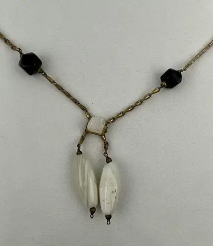 Vintage Semi Precious White Agate Onyx Beaded Brass Chain Lariat Necklace Gold