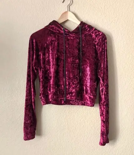 Emma & Sam crushed velvet cropped hoodie
