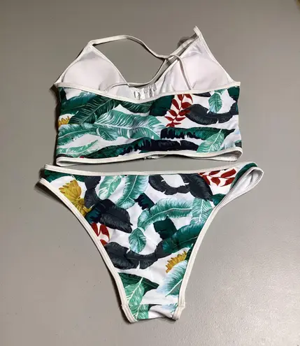 NWOT Front Zip Cropped Leaf And Flowers Tankini And Bottoms Size XL White