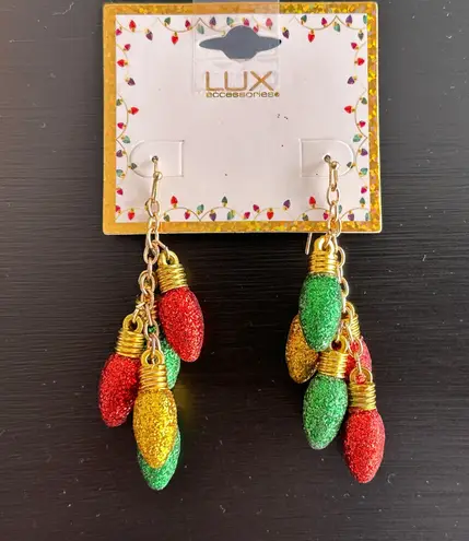 Lux NWT!  Fun Dangle Christmas Pierced Earrings Glitter Bulbs In Gold Red & Green