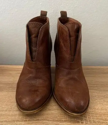 Lucky Brand  Ehllen Ankle Boots Stacked Heel size 7.5M - Image 1