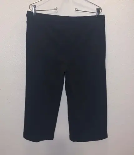 Zoey & Beth Black Pull On Comfy Lounging Capri Leggings