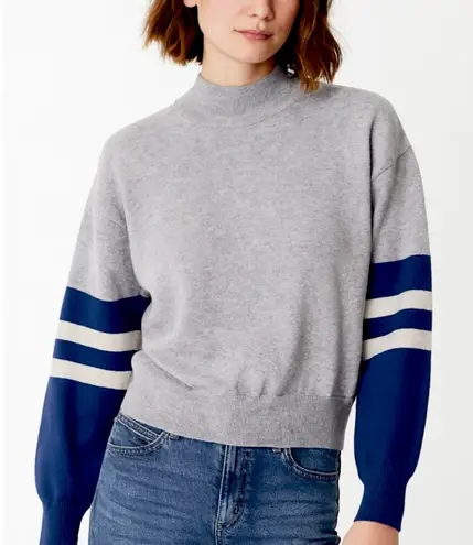 Velvet by Graham and Spencer 100% Cashmere Gray Blue Stripe Sleeve Sweater M Size M