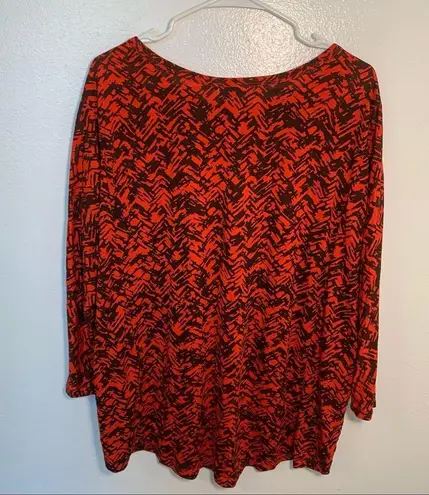 No Concept But Buy The Good Sense by Ink Topper Red Black Geo Size undefined