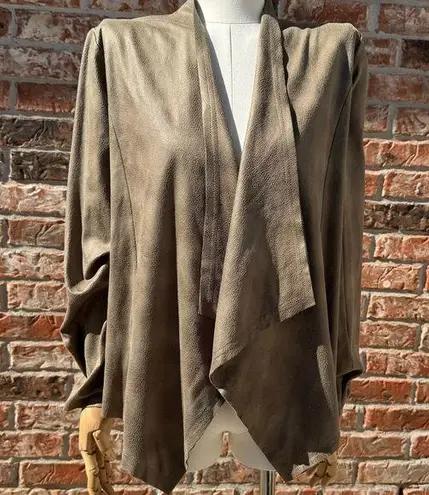 Quince Heures Trente “Lola” brown faux suede vegan jacket/ 4/Excellent condition