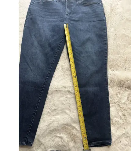 Denizen from Levi's Women High Rise Super Skinny Stretch Sculpt Jeans 16 s 33/28