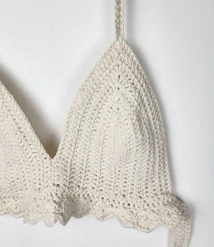 New Crochet Halter Top Bralette in Cream Cotton Scalloped Edge Handmade Size M