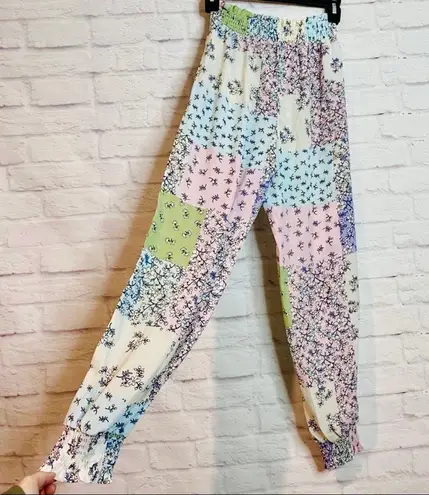 Boutique NEW Floral Patch Pants