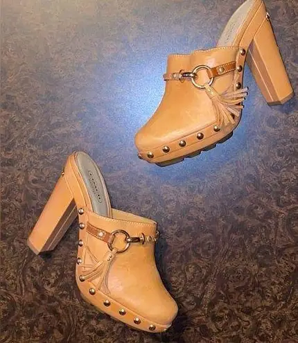 Coach  Rana Tan Leather Mule/Clog Heels With Tassel Platform Shoes - size 7 - Image 1