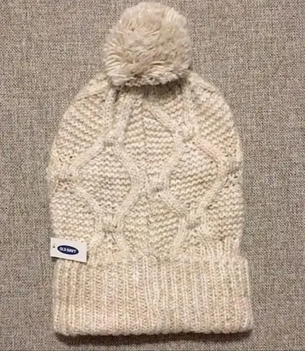 Old Navy NWT  Cozy Pom-Pom Sweater Beanie