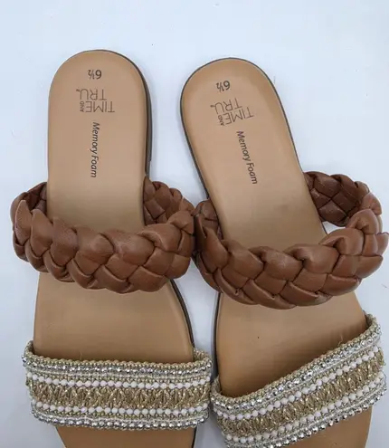 Time And Tru Memory Foam Brown Beaded Sandals Sz 6.5