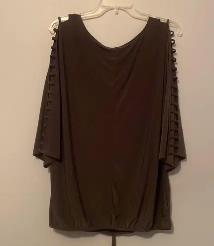 PerSeption Concept Olive (Dark) Green with Cut Sleeves and Tie Bottom