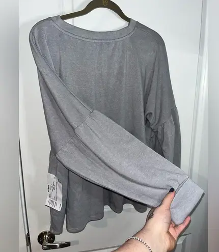 NWT Yarn and Sea Peplum Long Sleeve Pleated Grey Sweatshirt Fleece Lined Size 1X Gray