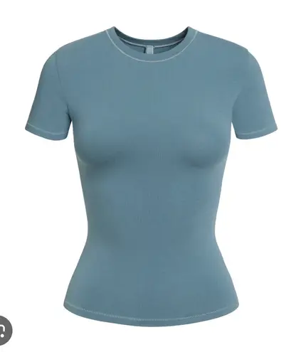 SKIMS  T-Shirt - Image 1