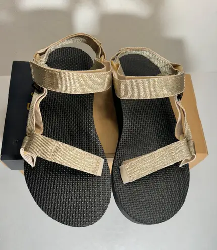 Teva Midform Universal Metallic Champagne Strappy Sandals casual outdoor summer