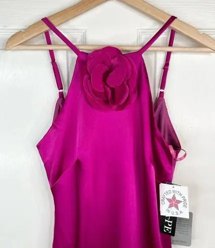 XScape Women's Size 6 Magenta Satin Gown Rose Applique Formal Dress