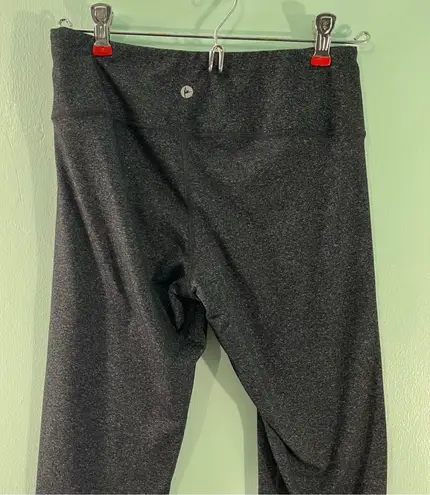 90 Degrees by Reflex 90 Degree By Reflex Gray Capri Workout Leggings Size Small