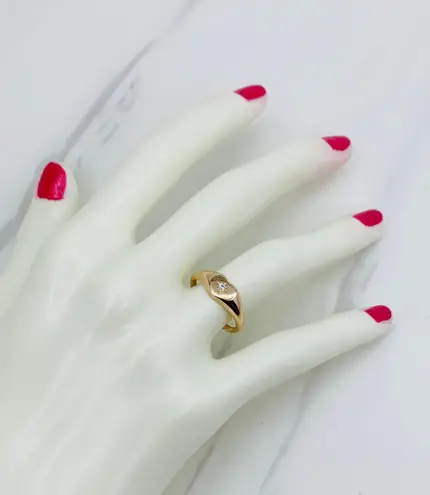 10k solid gold ring heart minimalist ❤️ Ring Size 7.5 ❤️ Rose gold Heart with cubic zirconia ❤️