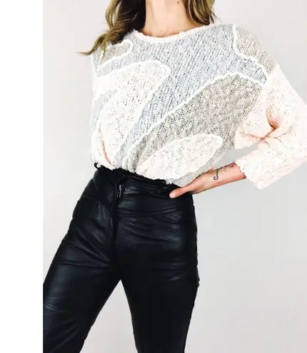 Vintage Abstract Motif Bouclé Knit Sweater | Size M/L White Size L