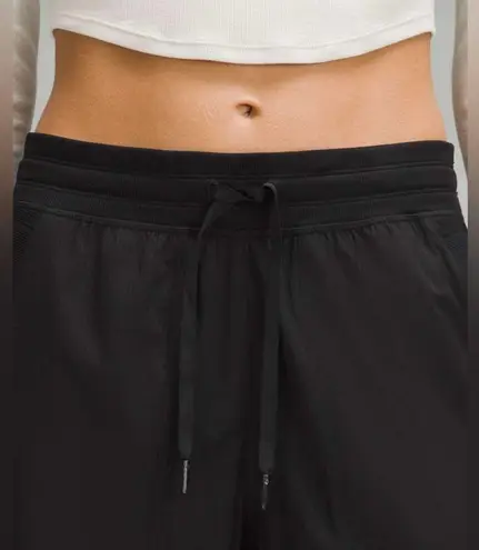 Lululemon NWT  Dance Studio Relax Fit MR Cargo Pants In Black Size M