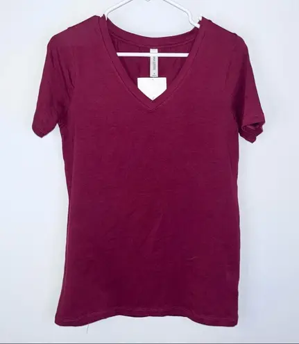Zenana Outfitters Wine Red V-Neck Short Sleeve Top Small NWT