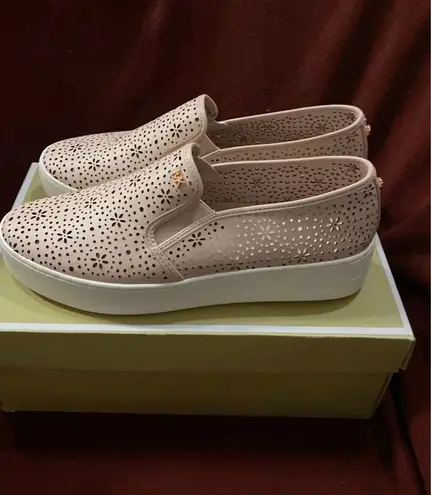 Michael Kors Womens Size 10 MK Soft Pink Slide In Loafers