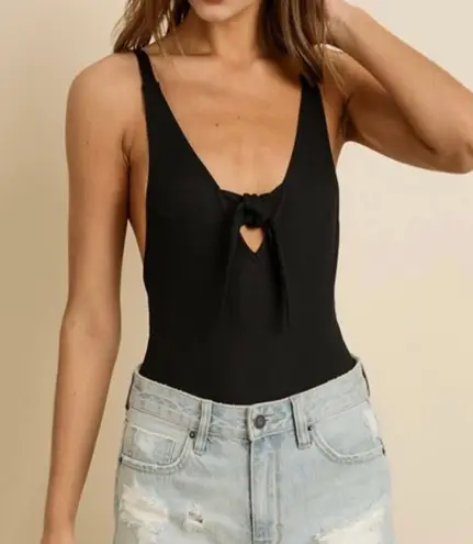 Dress Forum Knot Bodysuit