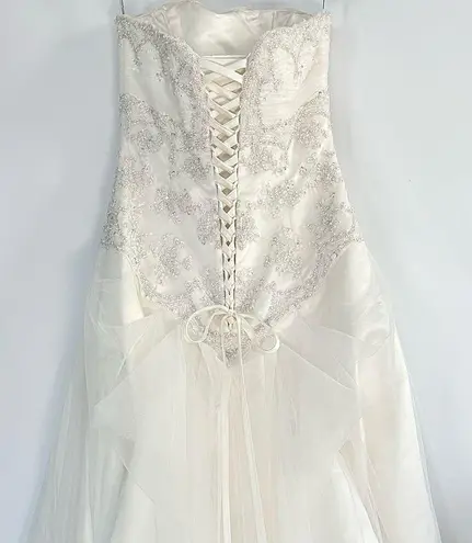 Maggie Sottero Couture Wedding Gown • Sz 12 White