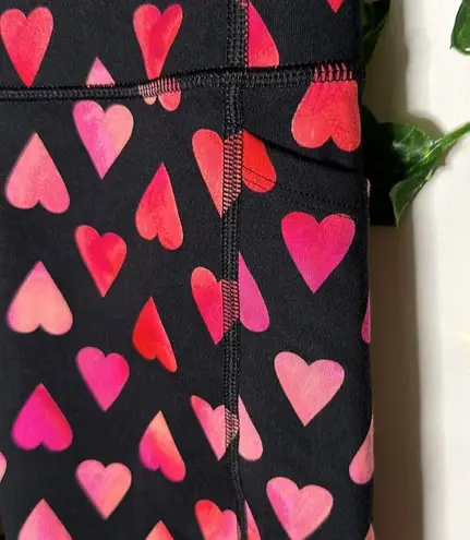 Victoria's Secret Victoria’s Secret “On Point” Flow Heart Pattern Workout Biker Shorts Pockets