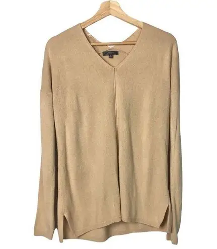 Be cool Boutique Pullover V-Neck Loose Fit Sweater M