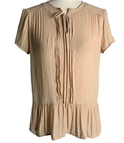 Ro & De  Pleated Peplum Blouse Top S Beige Short Sleeve High Low Hem Tie Neck