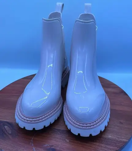 Dolce vita rubber waterproof boots women’s size 6 White