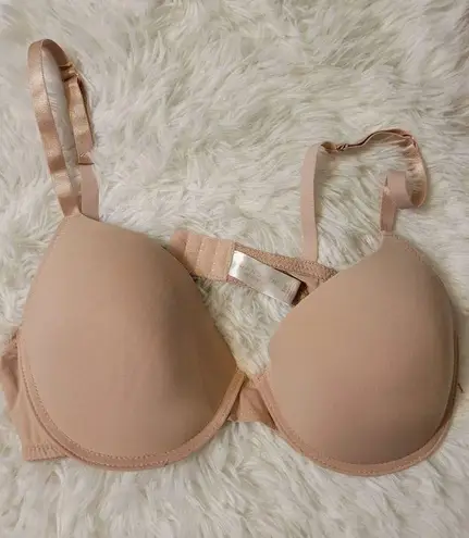 Danskin  size 38C Underwire Lightly Padded Bra in Blush