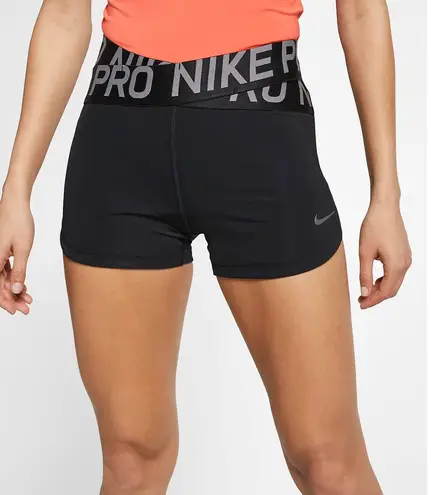 Nike Pro Intertwist Shorts
