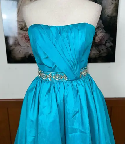 Mori Lee Pretty Vibrant Blue Taffeta Prom Dress!